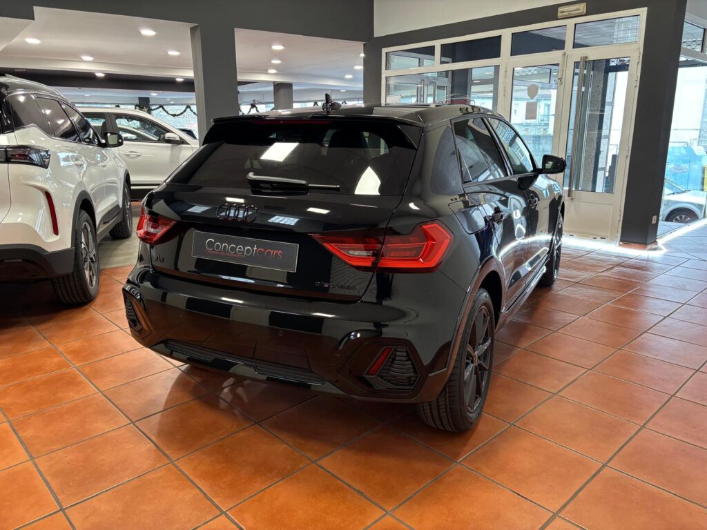 A1 Allstreet Adrenalin Black Edition 30 TFSI 116cv S-tronic